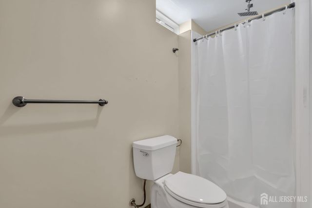 81 N Locust Avenue N A, Evesham, NJ 08053