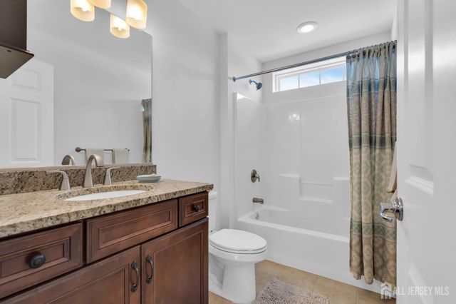 81 N Locust Avenue N A, Evesham, NJ 08053