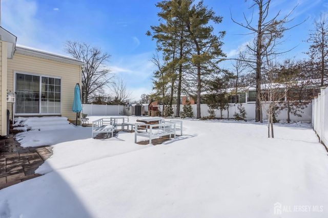 81 N Locust Avenue N A, Evesham, NJ 08053