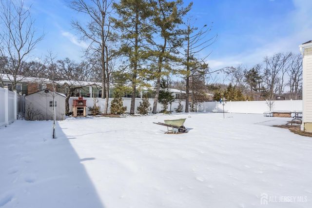 81 N Locust Avenue N A, Evesham, NJ 08053