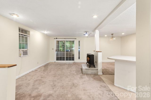 529 Alta Vista Drive, Hendersonville, NC 28791