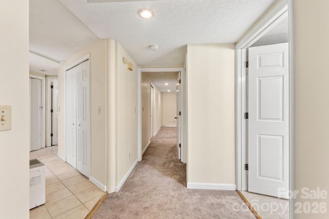 529 Alta Vista Drive, Hendersonville, NC 28791