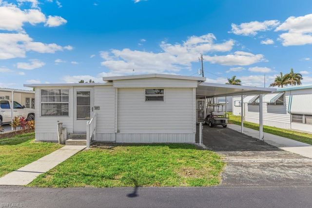 10 Abilene TRL 192, Naples, FL 34113