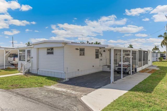 10 Abilene TRL 192, Naples, FL 34113