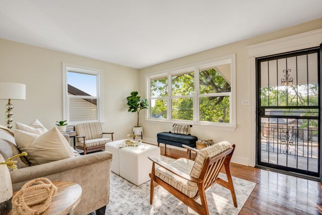 1130 N Chamberlain Avenue, Chattanooga, TN 37406