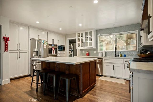 435 Riviera Drive, Lake Arrowhead, CA 92352