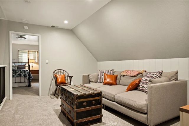 435 Riviera Drive, Lake Arrowhead, CA 92352