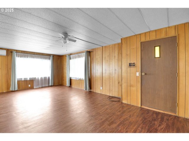 3900 COBURG Rd 59, Eugene, OR 97408