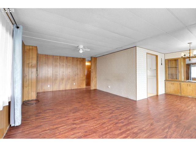 3900 COBURG Rd 59, Eugene, OR 97408