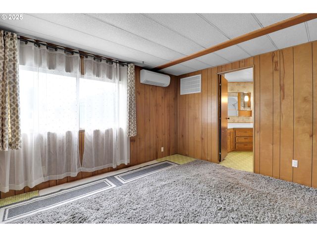 3900 COBURG Rd 59, Eugene, OR 97408