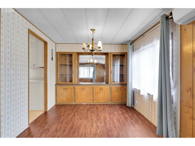3900 COBURG Rd 59, Eugene, OR 97408