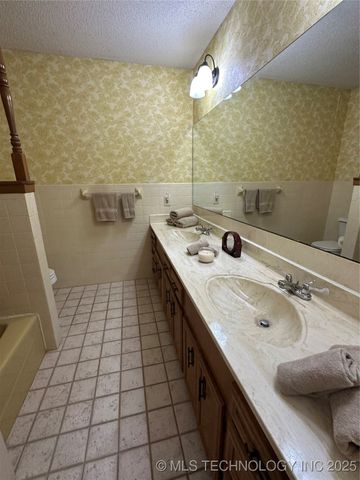 308 E Main, Bokchito, OK 74726