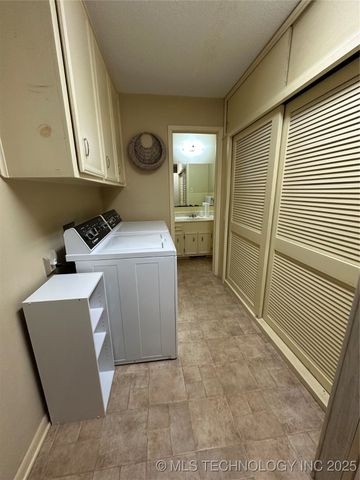 308 E Main, Bokchito, OK 74726