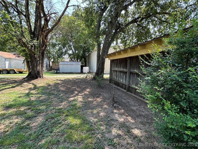 308 E Main, Bokchito, OK 74726