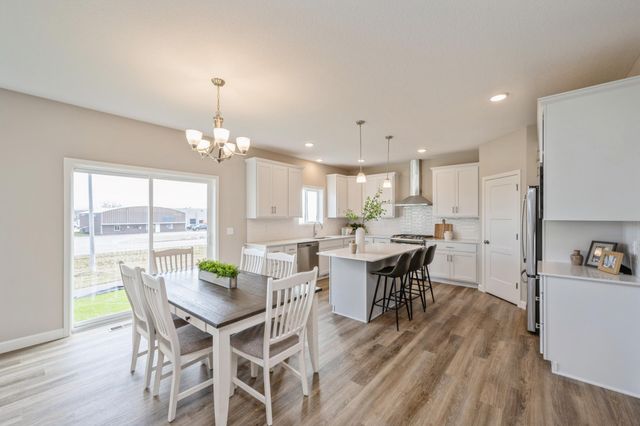 752 Rosebud Lane, Delano, MN 55328
