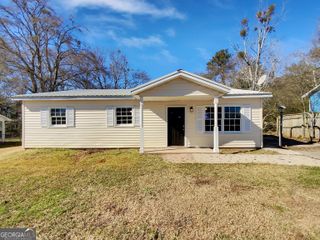 225 Griffin Park Road, Griffin, GA 30223