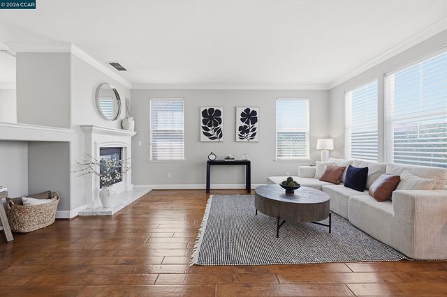 6122 Ashwell Way, Vallejo, CA 94591