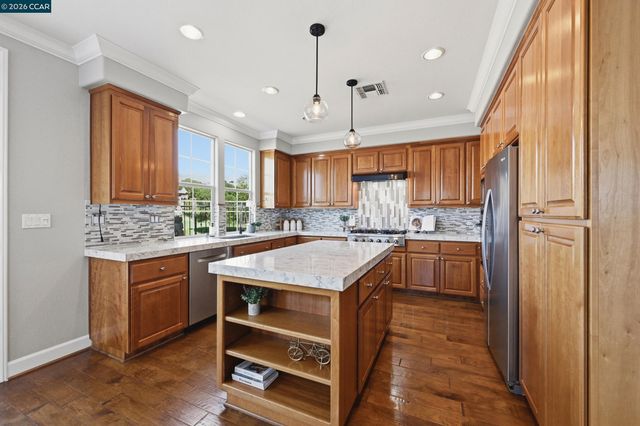 6122 Ashwell Way, Vallejo, CA 94591