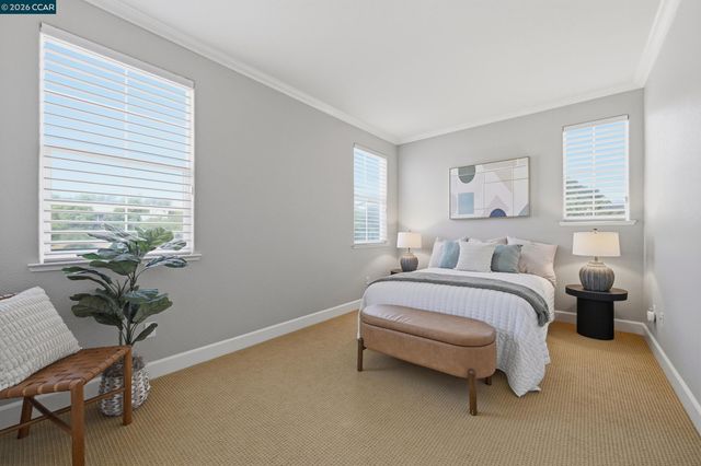6122 Ashwell Way, Vallejo, CA 94591
