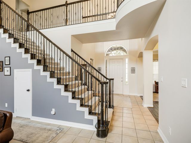 2113 Sandy Creek Drive, Frisco, TX 75033