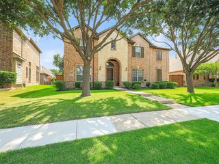 2113 Sandy Creek Drive, Frisco, TX 75033