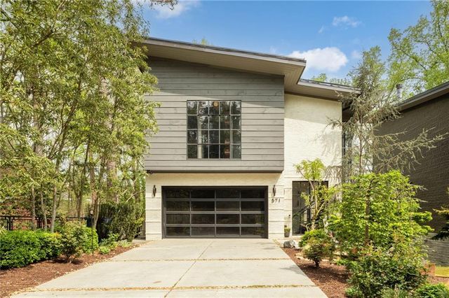 571 Overbrook Drive NW, Atlanta, GA 30318