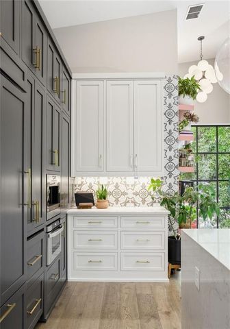 571 Overbrook Drive NW, Atlanta, GA 30318