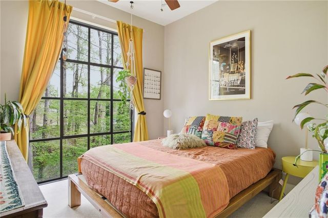 571 Overbrook Drive NW, Atlanta, GA 30318