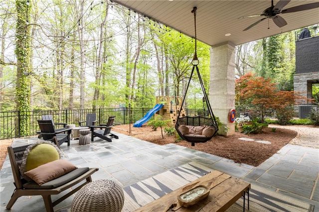 571 Overbrook Drive NW, Atlanta, GA 30318