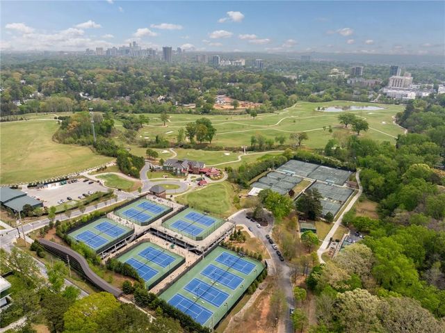 571 Overbrook Drive NW, Atlanta, GA 30318