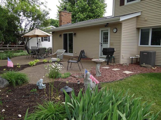 531 Greendale Drive, Janesville, WI 53546