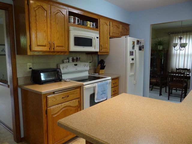 531 Greendale Drive, Janesville, WI 53546