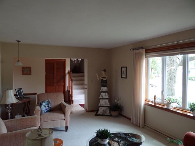 531 Greendale Drive, Janesville, WI 53546