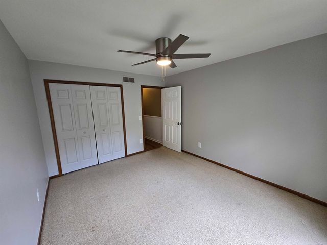 43064 W Kirkwood Drive, Clinton Township, MI 48038