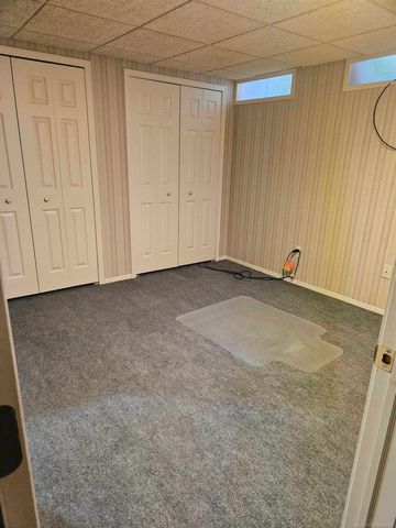 43064 W Kirkwood Drive, Clinton Township, MI 48038