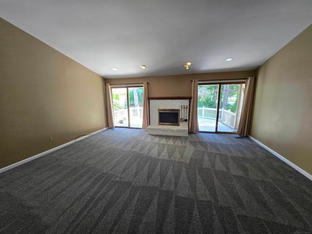 43064 W Kirkwood Drive, Clinton Township, MI 48038
