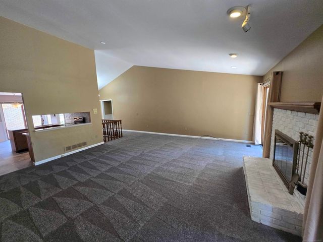 43064 W Kirkwood Drive, Clinton Township, MI 48038