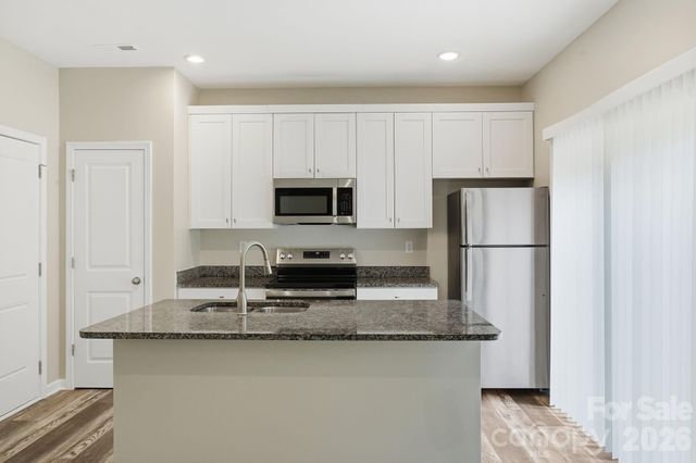248 Valleybrook Lane, Troutman, NC 28166