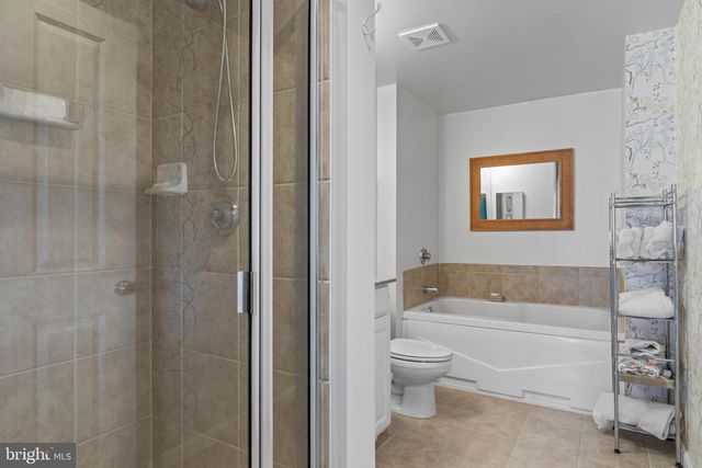 4490 MARKET COMMONS DR #602, Fairfax, VA 22033