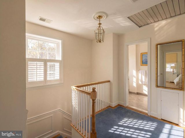 5303 DUVALL DR, Bethesda, MD 20816