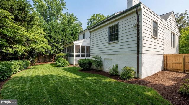 5303 DUVALL DR, Bethesda, MD 20816