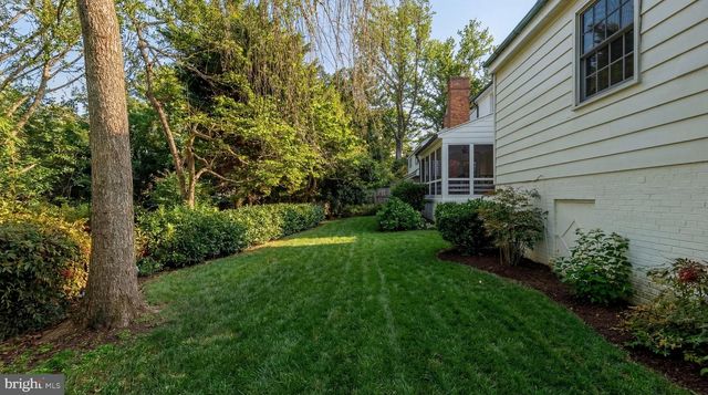 5303 DUVALL DR, Bethesda, MD 20816