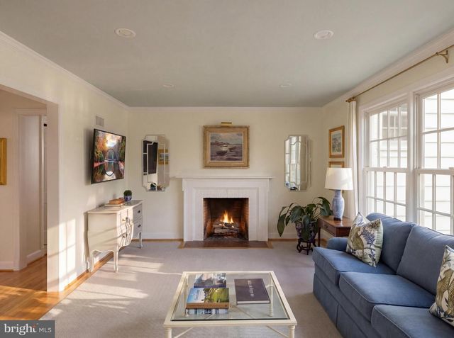 5303 DUVALL DR, Bethesda, MD 20816