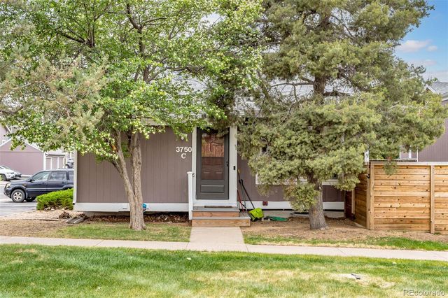 3750 S Genoa Circle C, Aurora, CO 80013