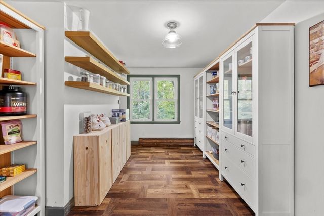 10 Flint Locke Dr, Duxbury, MA 02332
