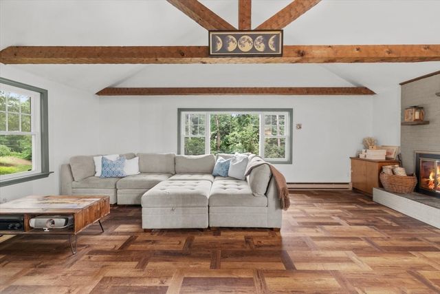 10 Flint Locke Dr, Duxbury, MA 02332