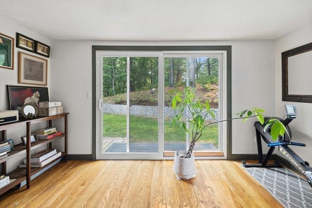 10 Flint Locke Dr, Duxbury, MA 02332