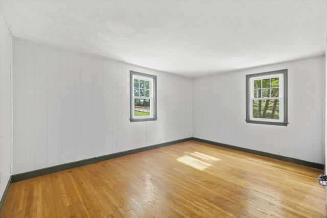 10 Flint Locke Dr, Duxbury, MA 02332