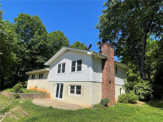 485 Mountain Rest Lake Road, Mountain Rest, SC 29664