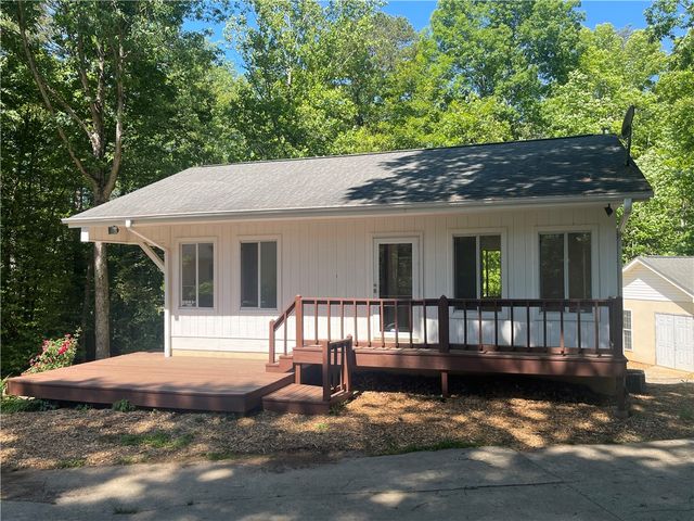 485 Mountain Rest Lake Road, Mountain Rest, SC 29664